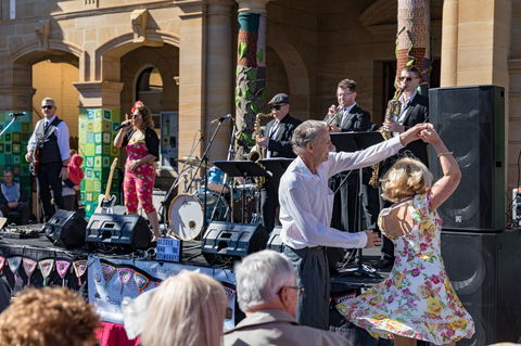 Jumpers And Jazz In July Festival - Melbourne Tourism 0