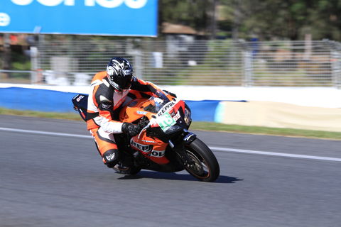 QR Moto Ride Days At Queensland Raceways! - Melbourne Tourism 1