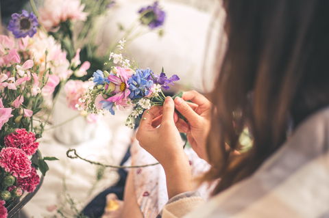 Summer Flower Crown Workshop - Melbourne Tourism 0