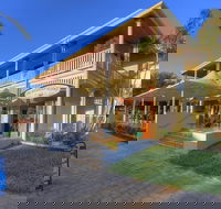 Sovereign Resort Hotel - Melbourne Tourism