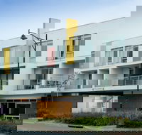 Mawson Lakes Hotel  Function Centre - Melbourne Tourism