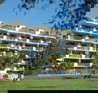 Sails Resort on Golden Beach - Melbourne Tourism