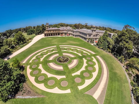 Lancemore Mansion Hotel Werribee Park - Melbourne Tourism 2