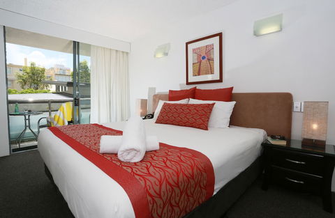 Hotel Laguna - Melbourne Tourism 6