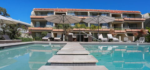 Hotel Laguna - Melbourne Tourism 1