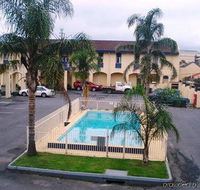 Econo Lodge Hacienda International - Melbourne Tourism