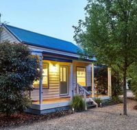 Alpine Valley Cottages - Melbourne Tourism