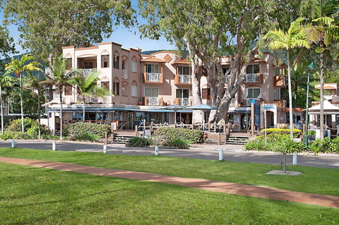 Alassio Palm Cove - Melbourne Tourism 1