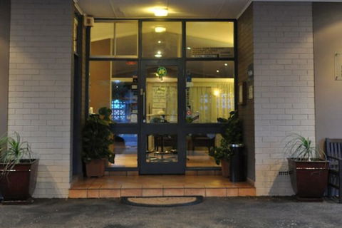 Hospitality Port Hedland - Melbourne Tourism 1