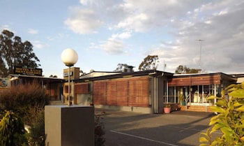 High Street Motor Inn - Melbourne Tourism 1