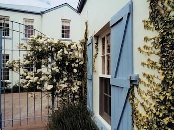 Oscars Waterfront Boutique Hotel - Melbourne Tourism 2