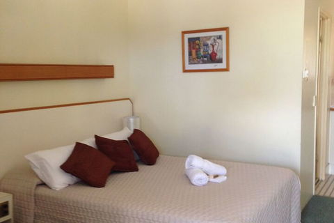 Country Rose Motel Warwick - Melbourne Tourism 7