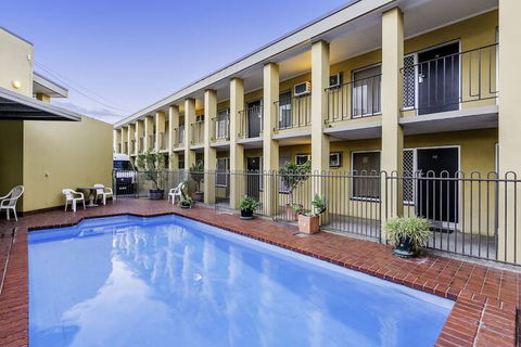 Scottys Motel - Melbourne Tourism 6