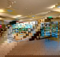 Cairns Queens Court - Melbourne Tourism