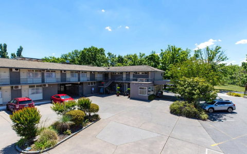 Forrest Hotel And Apartments - Melbourne Tourism 0