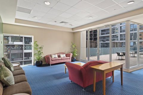 YEHS Hotel Melbourne CBD - Melbourne Tourism 0