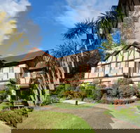 Grand Mercure The Hills Lodge - Melbourne Tourism