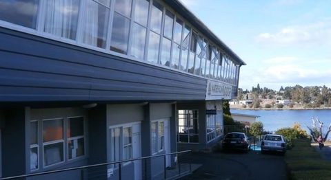 Waterfront Lodge Motel - Melbourne Tourism 0