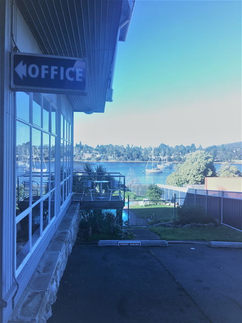 Waterfront Lodge Motel - Melbourne Tourism 3
