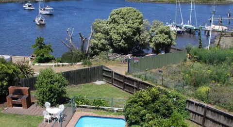 Waterfront Lodge Motel - Melbourne Tourism 5