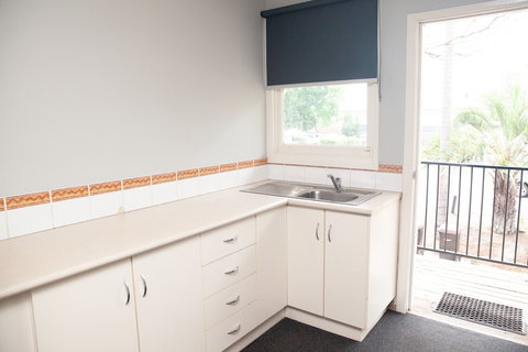 Royal Hotel Singleton - Melbourne Tourism 6