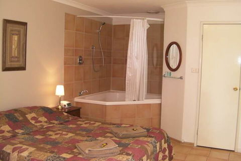 The Nosh & Nod - Avon Terrace - Melbourne Tourism 2