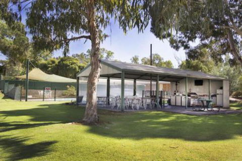 Early Settlers Motel Tocumwal - Melbourne Tourism 4