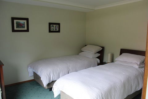Eagles Roost Farmstay B & B - Melbourne Tourism 3