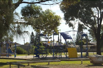 Ocean Beach Chalet 16 - Melbourne Tourism 3
