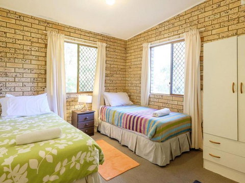 Whispering Trees - Melbourne Tourism 2