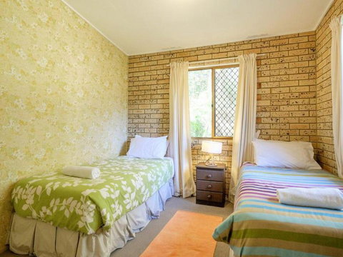 Whispering Trees - Melbourne Tourism 1