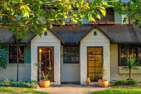 Sienna Lodge - Melbourne Tourism 5