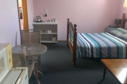 Bridport Seaside Lodge Backpackers - Melbourne Tourism 7