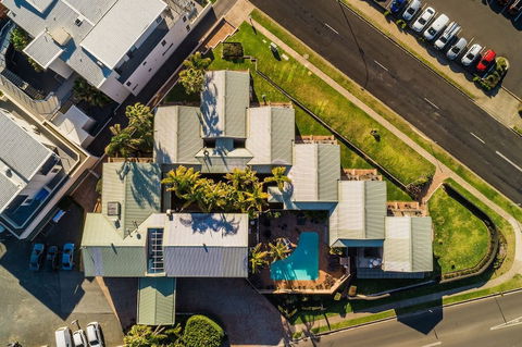 Mollymook Shores Motel And Conference Centre - Melbourne Tourism 1