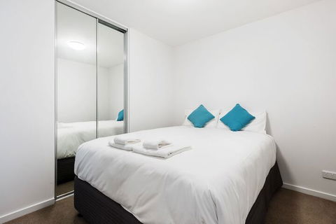 Poplar Sanctuary Apartments - Melbourne Tourism 2