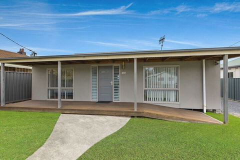 Oakland Cottage - Melbourne Tourism 1