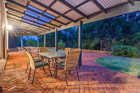 Yallingup Pet Friendly Bush Retreat - Melbourne Tourism 2