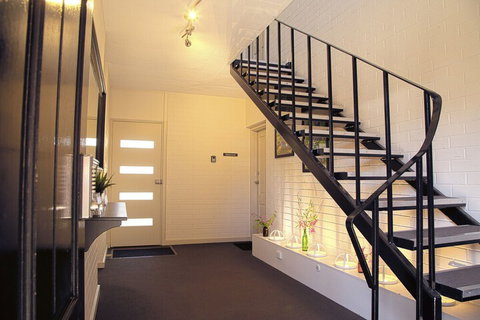 Angaston Mews Apartments - Melbourne Tourism 2