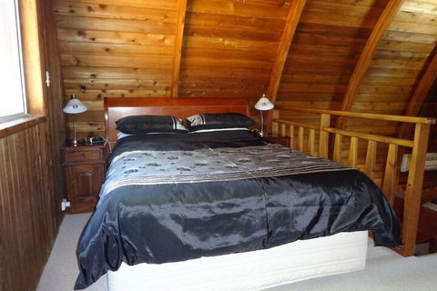Jarrah Glen Cabins - Melbourne Tourism 1