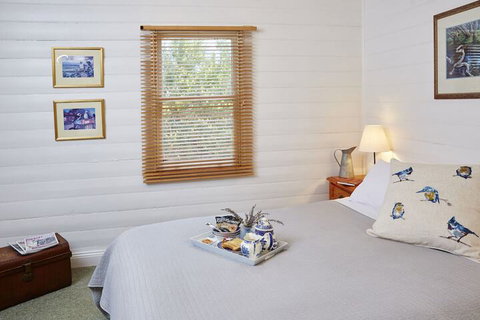 Lochinver Farm Homestead & Cottages - Melbourne Tourism 3