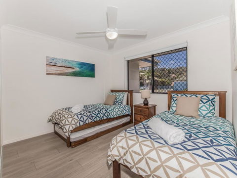 Coolum Waves Pet Friendly Holiday House - Melbourne Tourism 2
