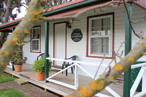 Coonawarras Pyrus Cottage - Melbourne Tourism 2