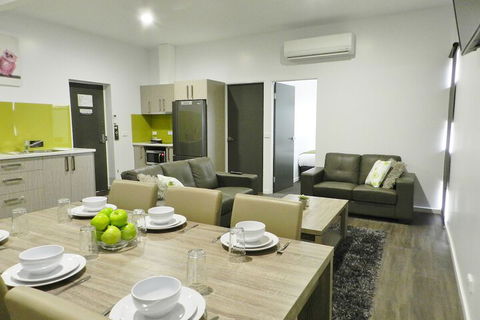 Motel 24 - Melbourne Tourism 4