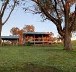 Gaddleen Grove Cottages - Melbourne Tourism