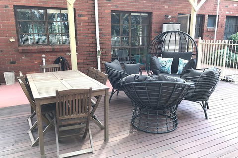 Helen's Homestead - Melbourne Tourism 2