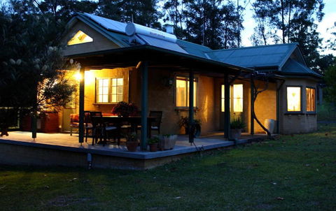 Narrawallee Creek Studio - Melbourne Tourism 1