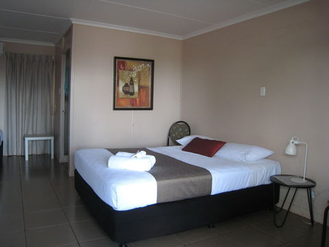 Childers Budget Accommodation - Melbourne Tourism 5