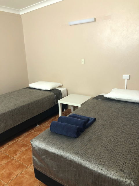 Childers Budget Accommodation - Melbourne Tourism 3