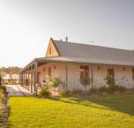 Brockenchack Vineyard Bed  Breakfast - Melbourne Tourism