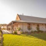 Brockenchack Vineyard Bed & Breakfast - Melbourne Tourism 0